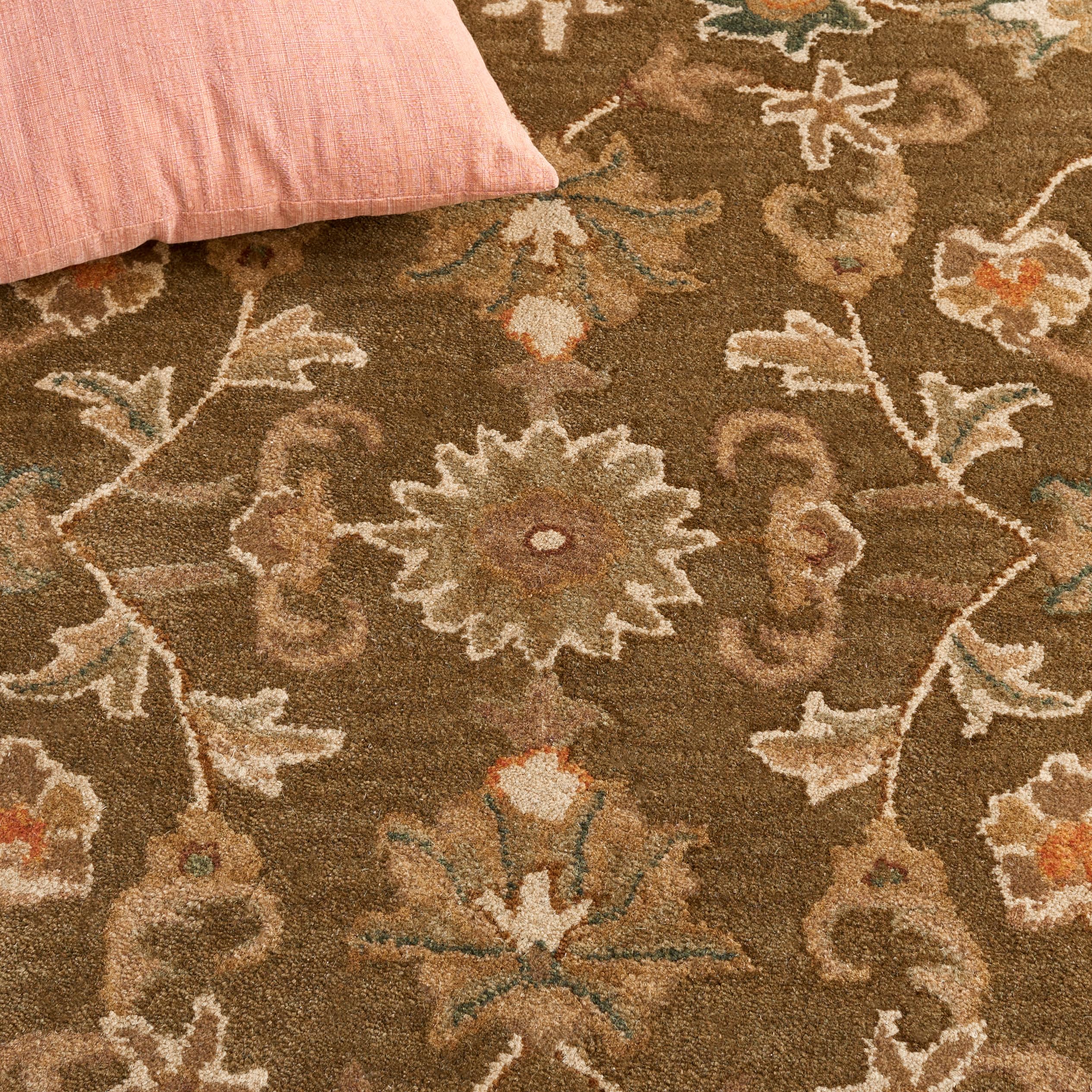 Amazon.com: SAFAVIEH Antiquity Collection Accent Rug - 2'3